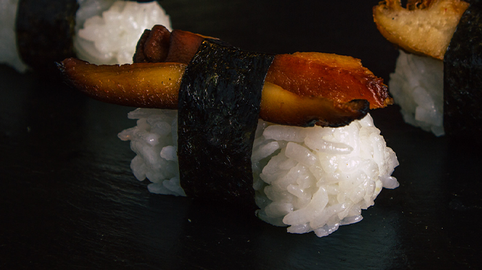 Nigiris de Hongos Shiitake Nigiris de Hongos Shiitake